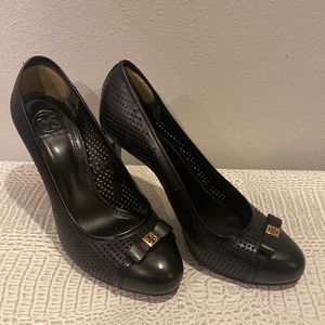 Authentic Tory Burch Navy Heels